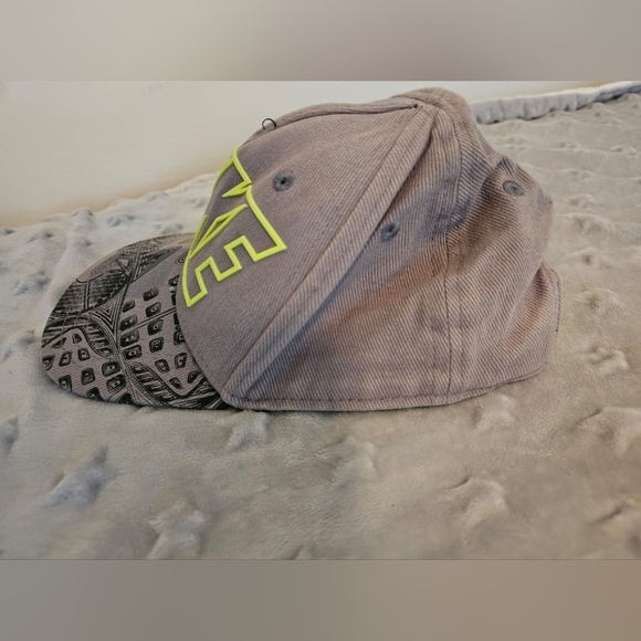 Nike infant hat - Picture 1 of 4